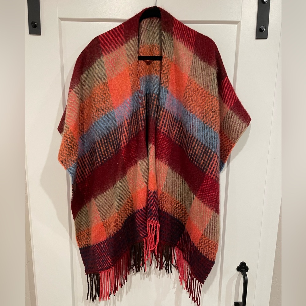 Anthropologie poncho wrap